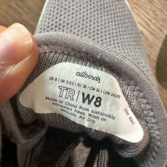 allbirds Women’s Tree Runners Size 8 Gray - Picture 12 of 12